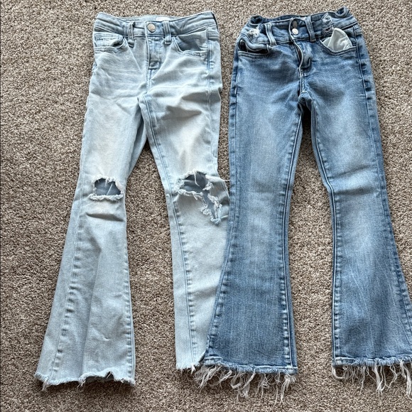 Adorable girls jeans from the Buckle - Picture 1 of 3